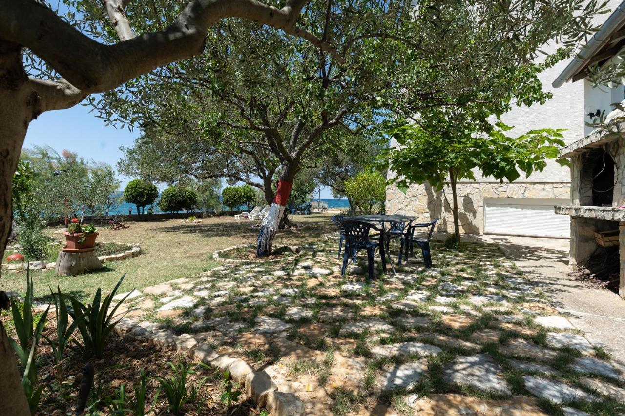 Family Friendly Seaside Apartments Kozino, Zadar - 5756 Petrcane Exterior photo